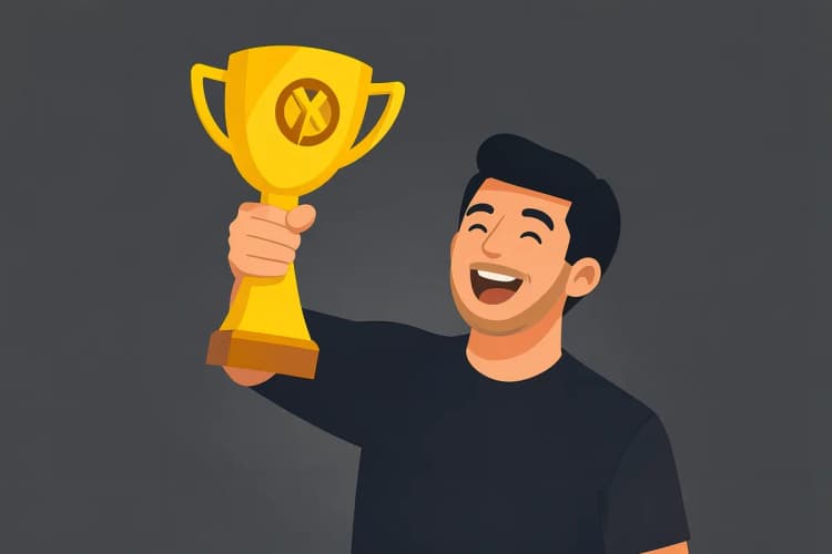 Pessoa segurando um troféu dourado com o símbolo de marca registrada, comemorando o sucesso do registro.